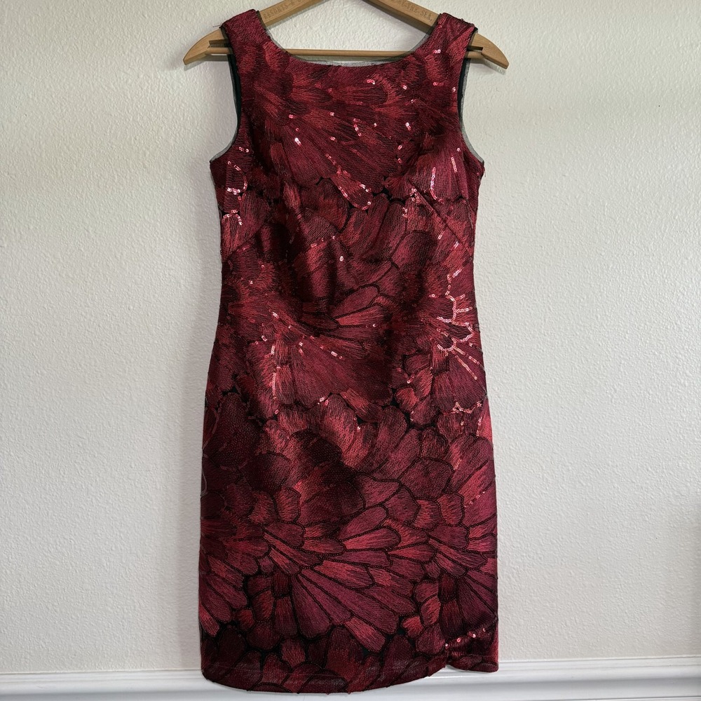 White House Black Market Sequin Shift Dress‎ Women's Size 00 2XS Wine Cocktail